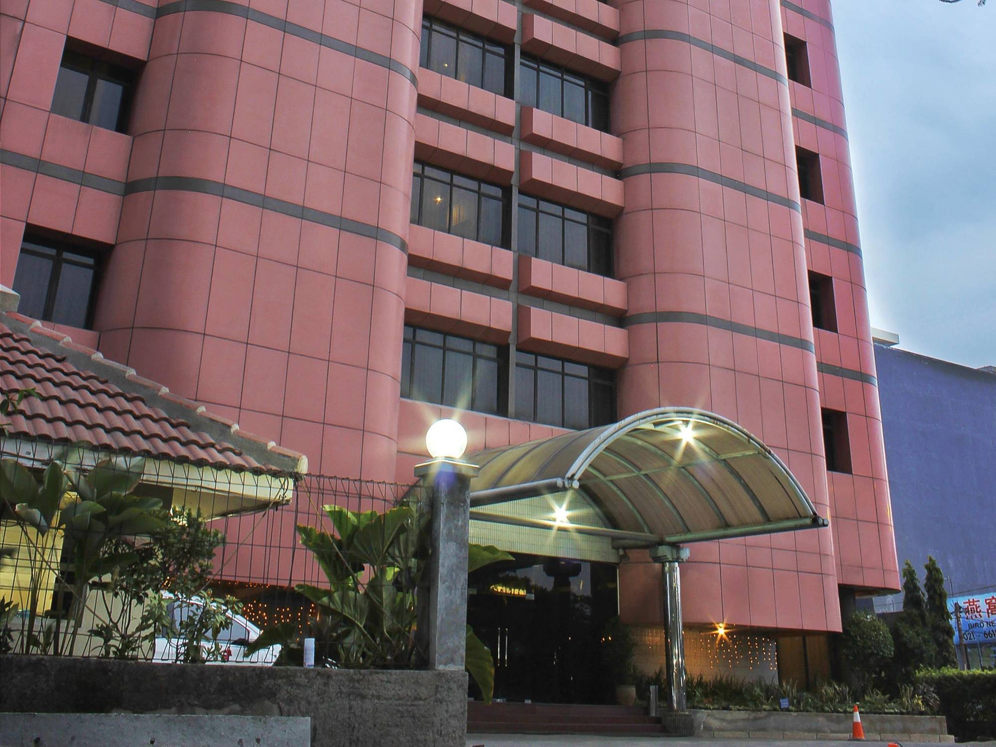 Sanno Hotel Yakarta Exterior foto
